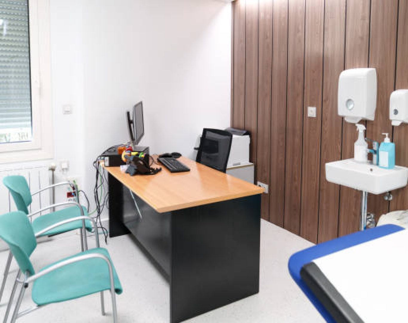 Detailed medical office cleaning by T & M Services INC. in West Palm Beach, FL